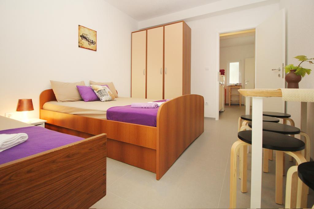 Stanicicke Apartments Baška Voda Exteriör bild