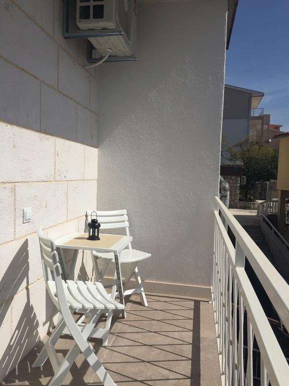 Stanicicke Apartments Baška Voda Exteriör bild