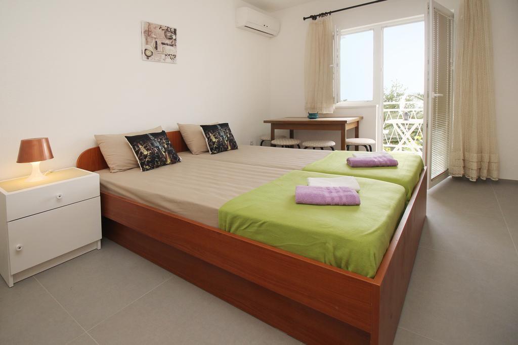 Stanicicke Apartments Baška Voda Exteriör bild